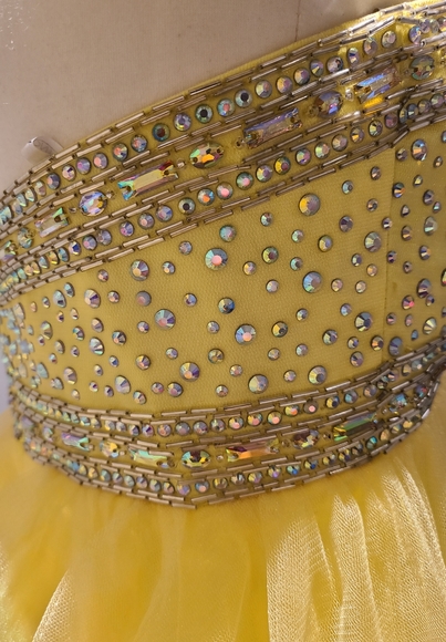 Tony Bowls Strapless Chrystal Cocktail Dress. - Picture 7 of 7